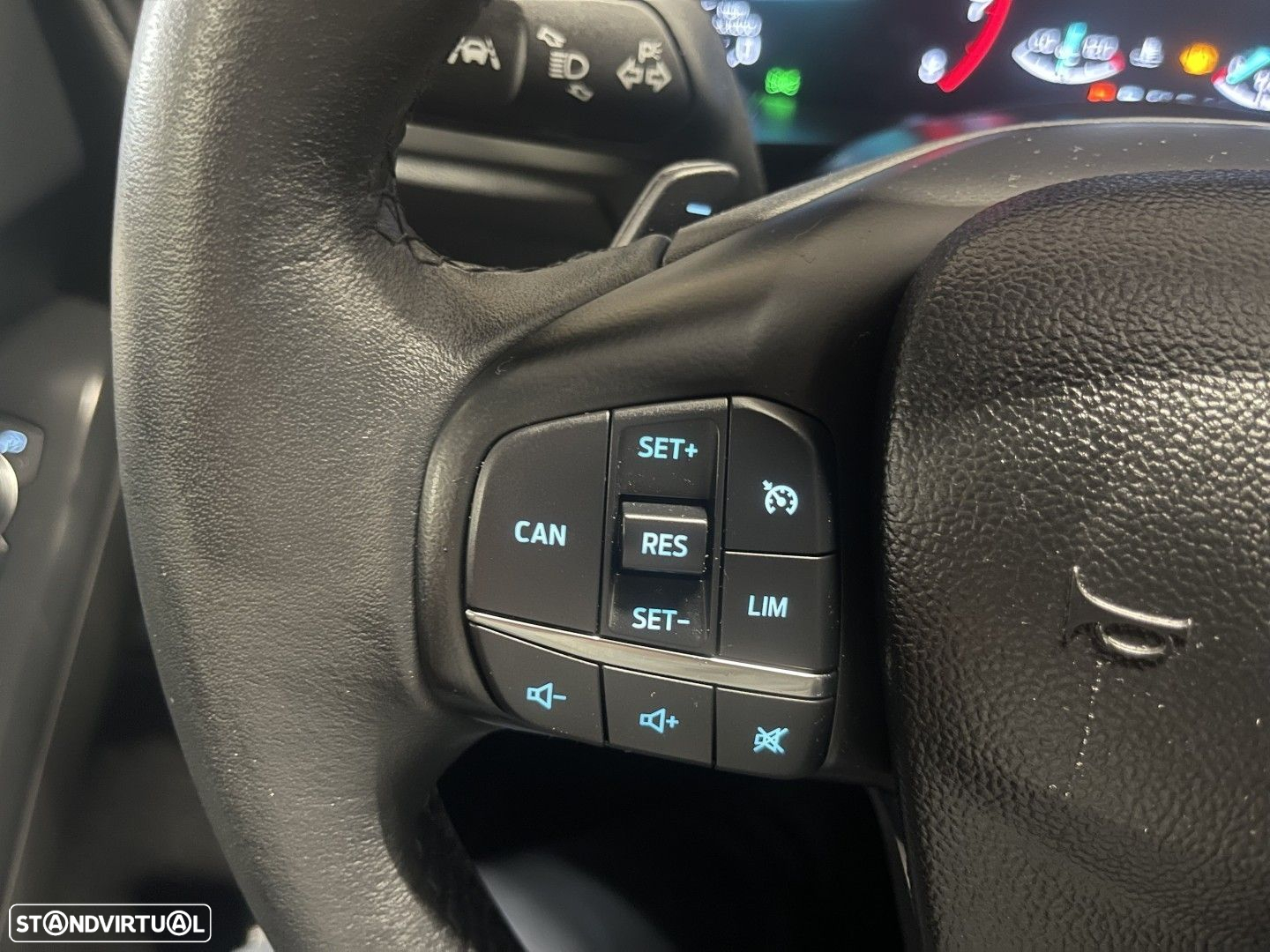 Ford Focus SW 1.0 EcoBoost Active X Aut. - 34