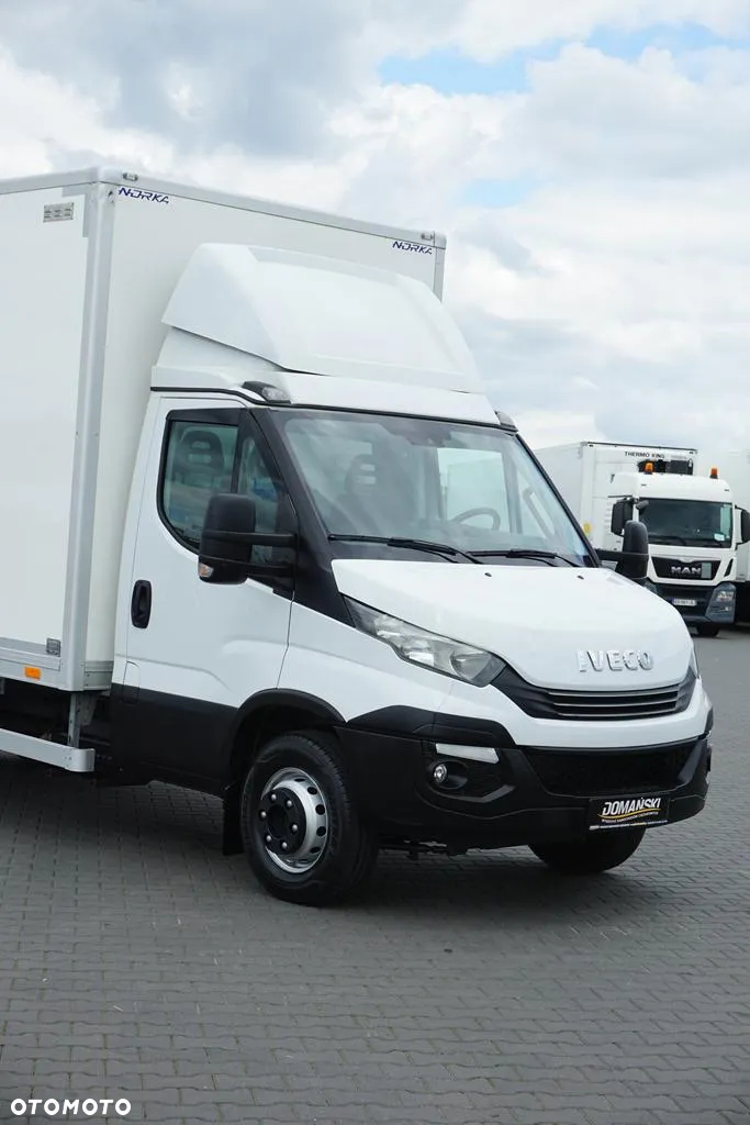 Iveco / DAILY / 70C18 / E 6 / KONTENER + WINDA / 10 PALET / ŁAD. 3565 KG - 31