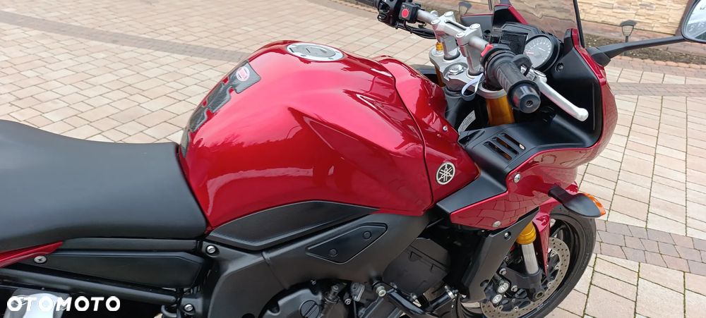 Yamaha FZ - 21