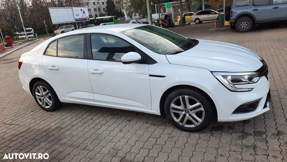 Renault Megane TCe Business - 1