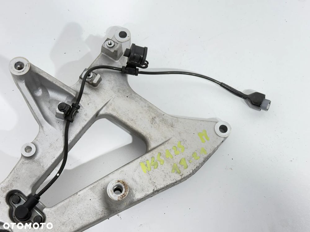Wahacz mocowanie tłumika  Honda Forza 125 NSS  18-20r - 3