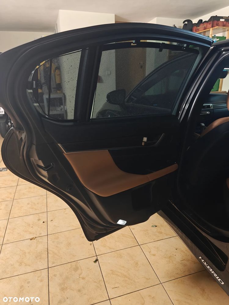 Lexus GS 450h Prestige - 30