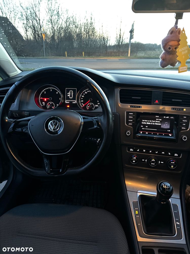 Volkswagen Golf 1.6 TDI Comfortline - 21