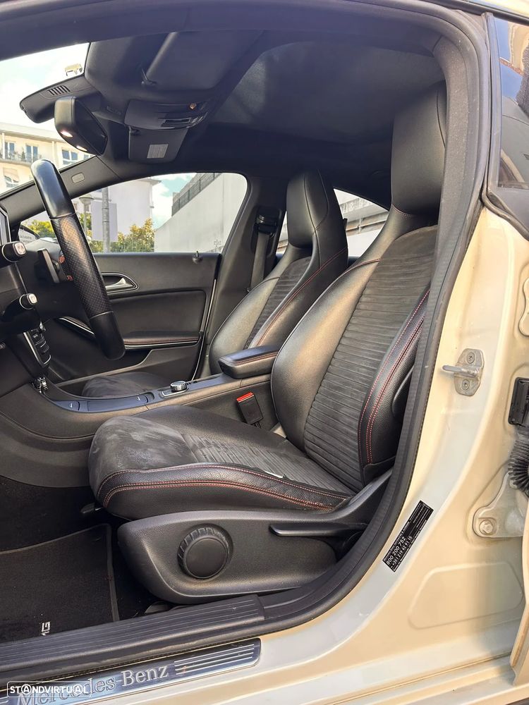 Mercedes-Benz CLA 220 - 22