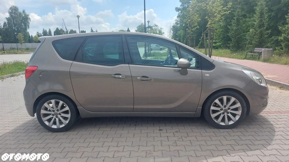 Opel Meriva 1.4 T Cosmo - 10