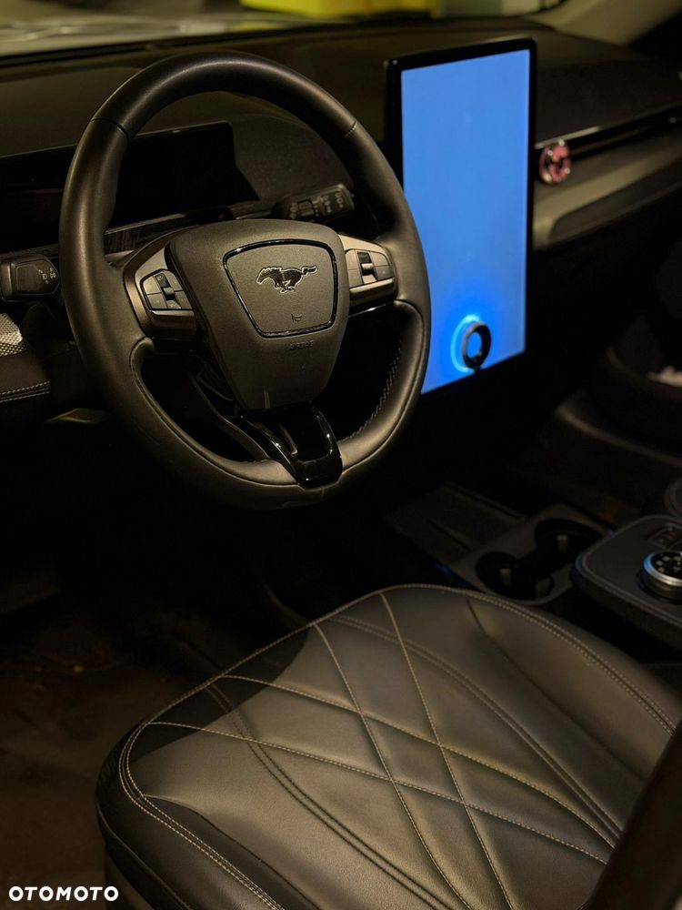 Ford Mustang Mach-E 75kWh RWD - 12