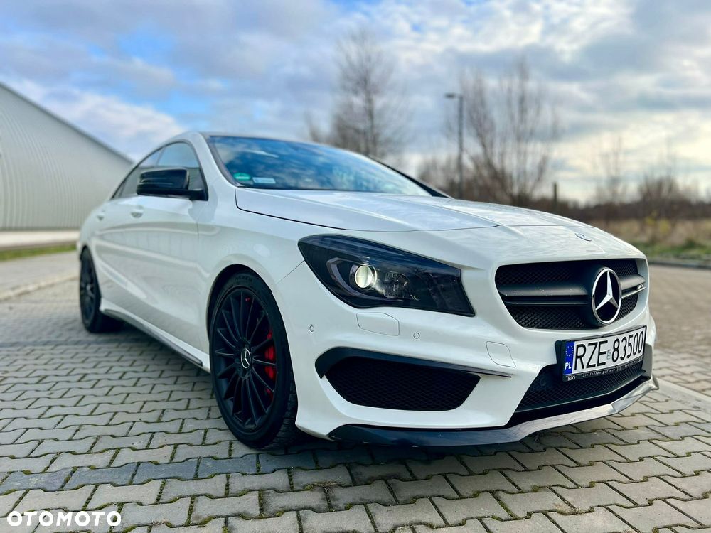 Mercedes-Benz CLA AMG 45 4-Matic - 3
