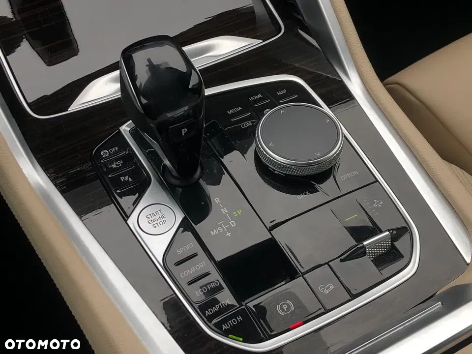 BMW X6 xDrive40d mHEV - 21