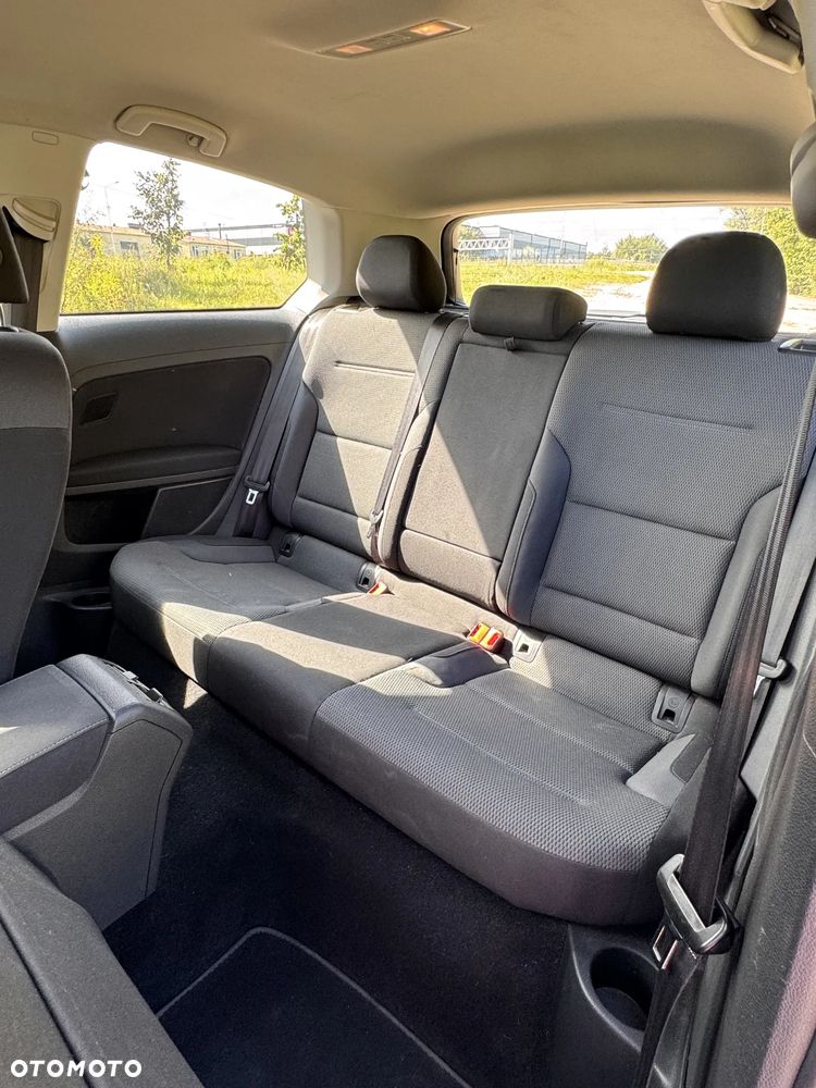 Volkswagen Golf - 8