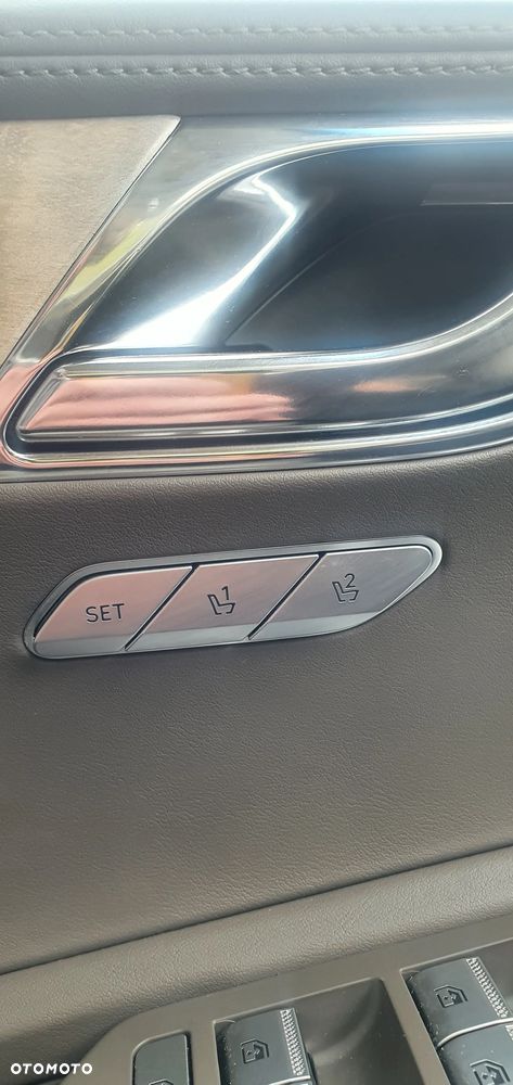 Genesis GV80 - 25