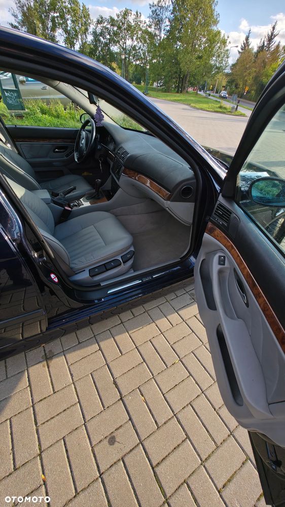 BMW Seria 5 - 19