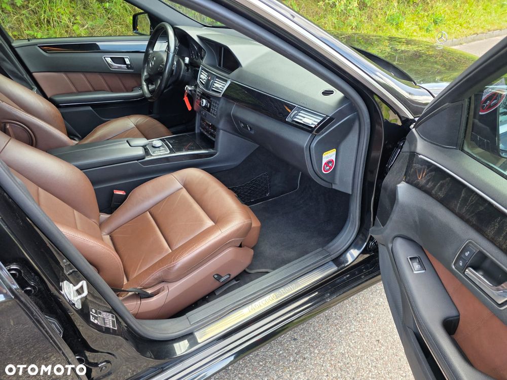Mercedes-Benz Klasa E 300 CDI BlueEff Avantgarde - 10