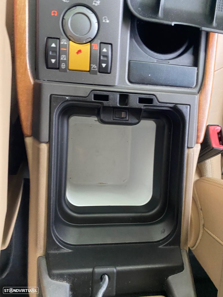 Land Rover Range Rover Sport 2.7 TDV6 HSE - 30