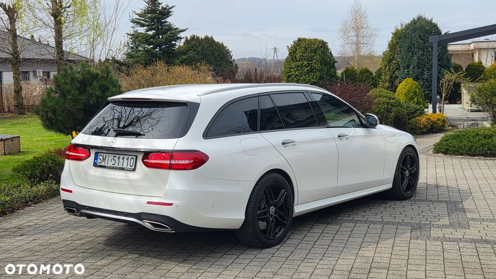 Mercedes-Benz Klasa E 450 4Matic 9G-TRONIC - 8