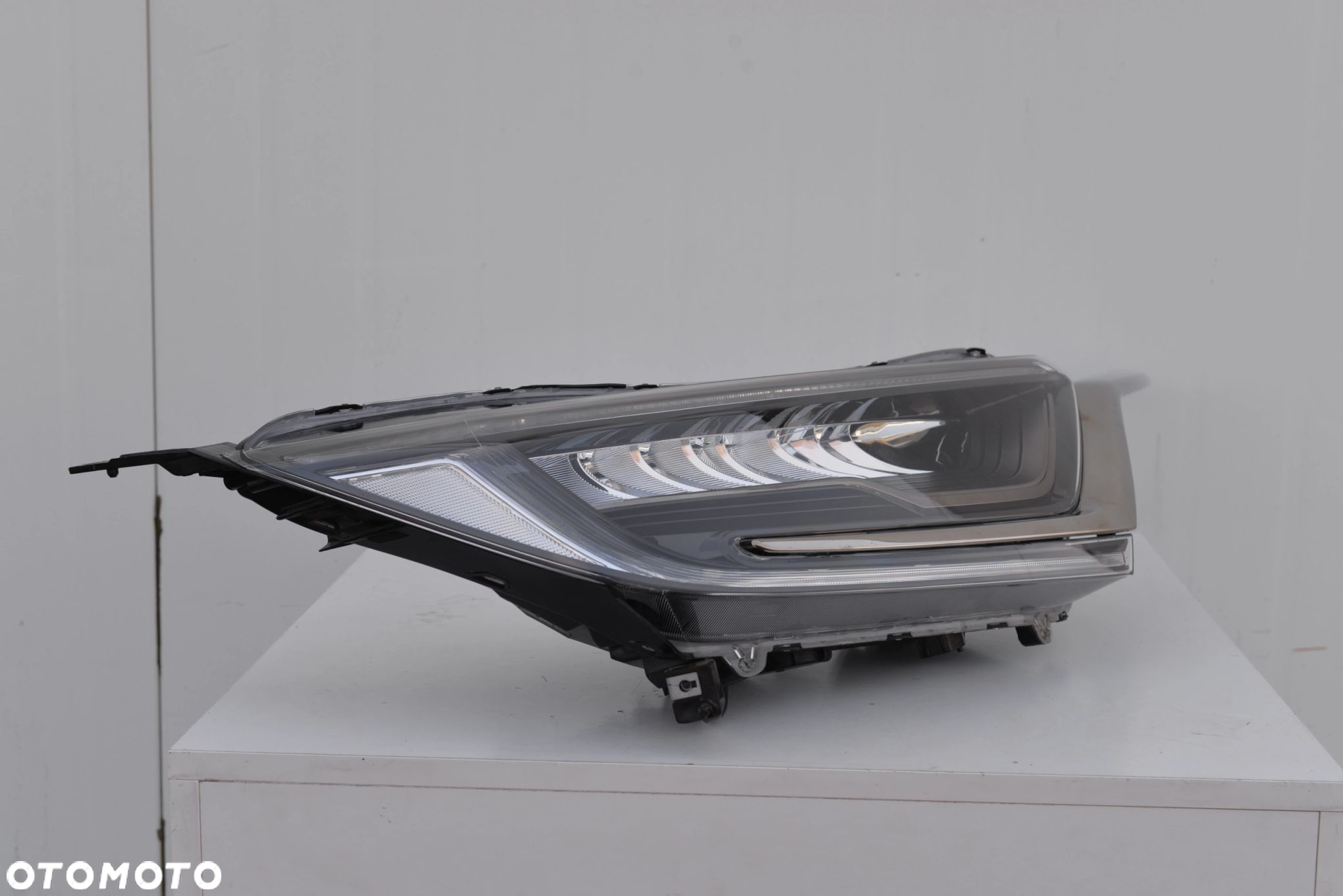 HONDA CR-V 5 V 2016-2023 LAMPA PRAWA PRZEDNIA PRZÓD LED CHROM 33100-TLA-G11 - 3
