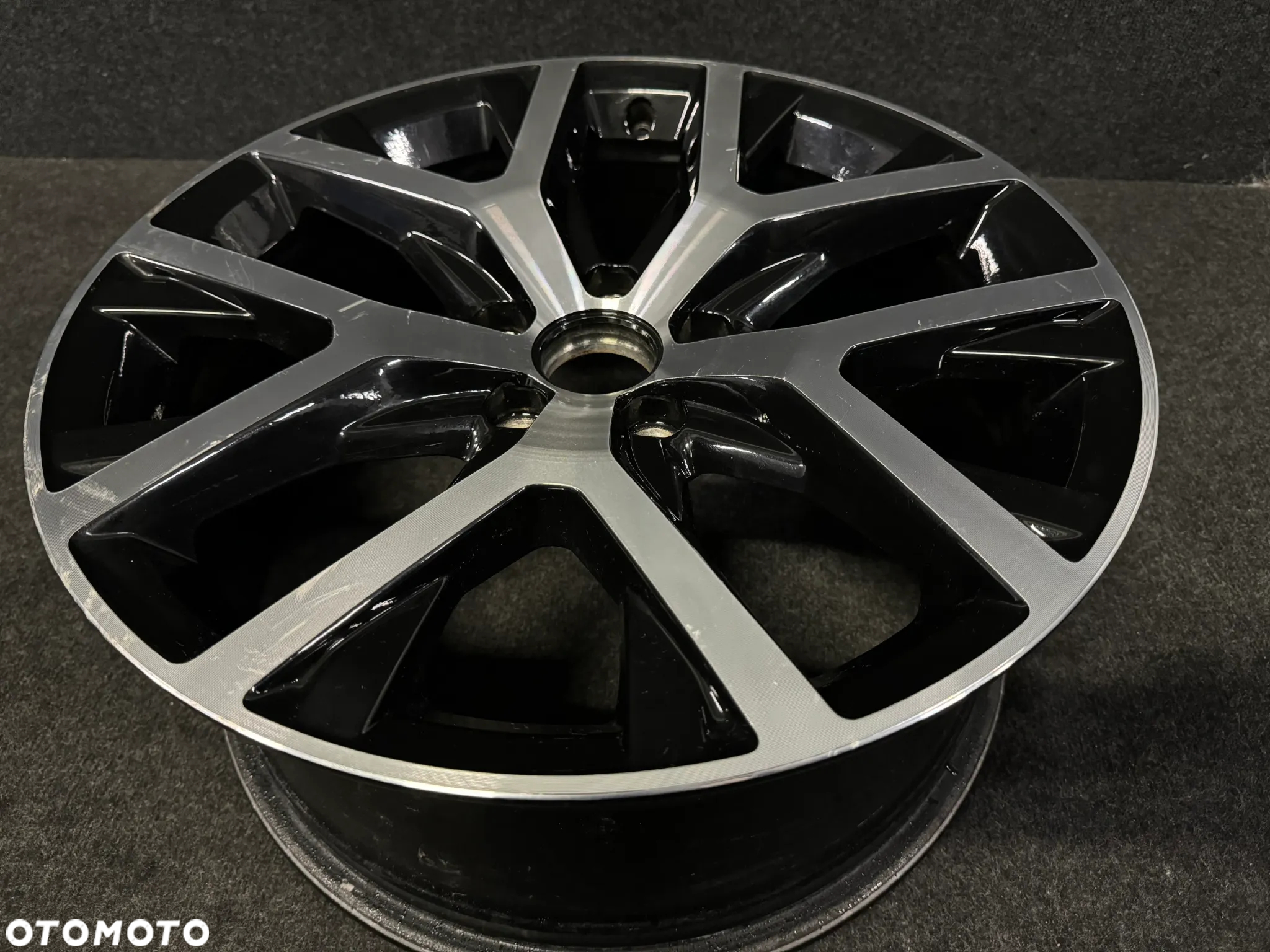 Alufelga VW BEETLE 5C R-LINE 18 cali 5x112 1szt. 5C0601025BL - 3