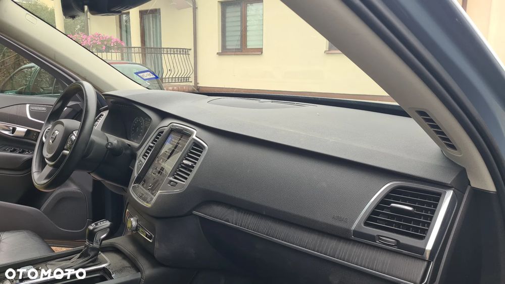 Volvo XC 90 - 15