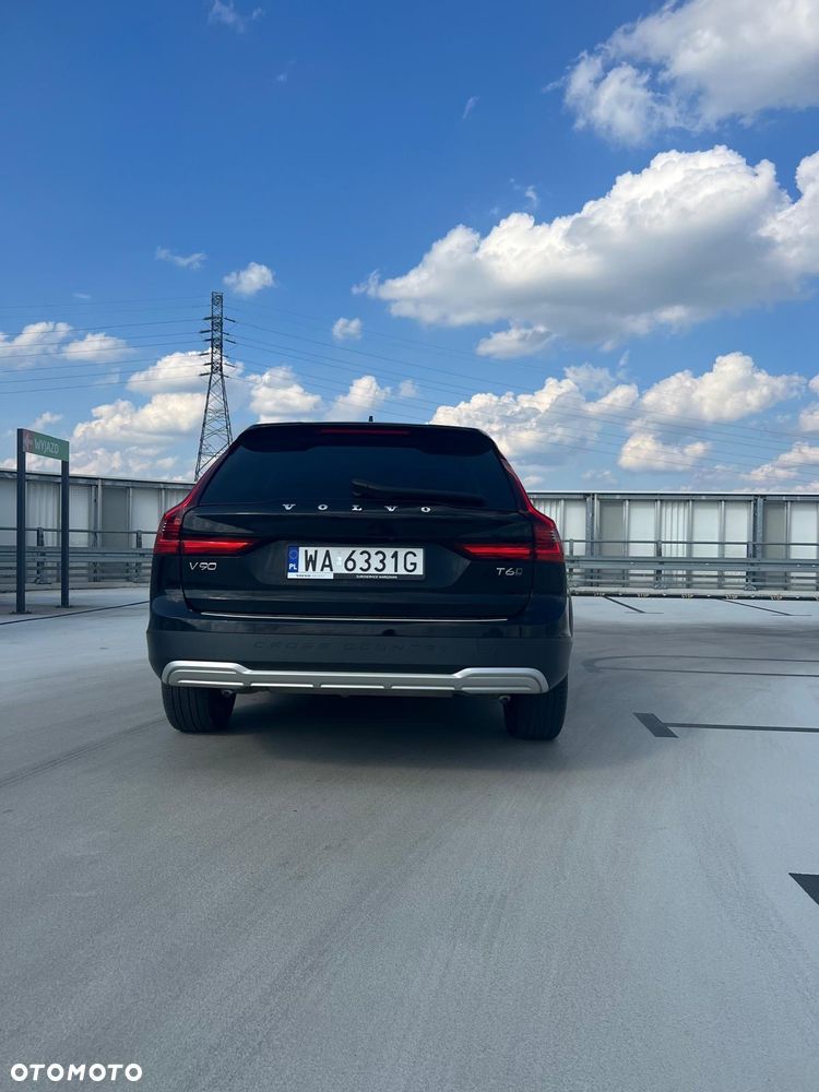 Volvo V90 Cross Country T6 AWD - 20