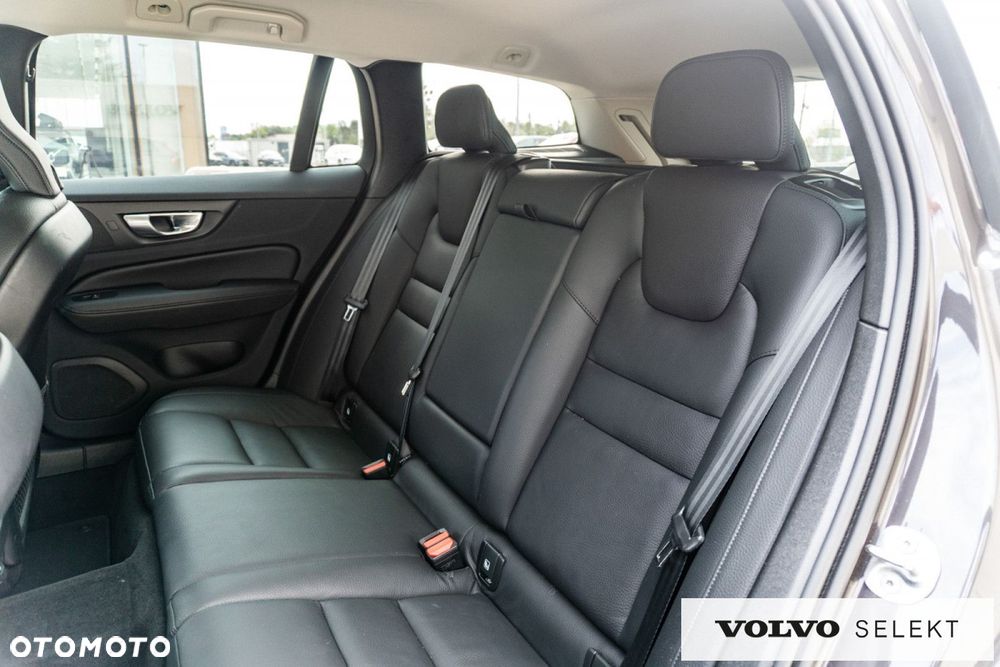 Volvo V60 - 13