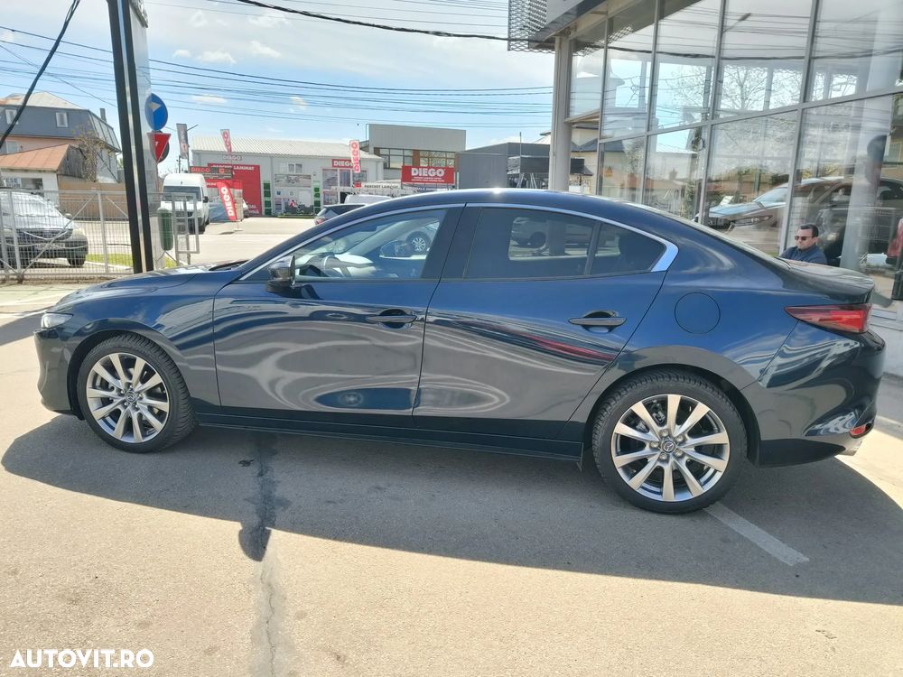 Mazda 3 e-SKYACTIV-X 186 M HYBRID Aut. TAKUMI - 4