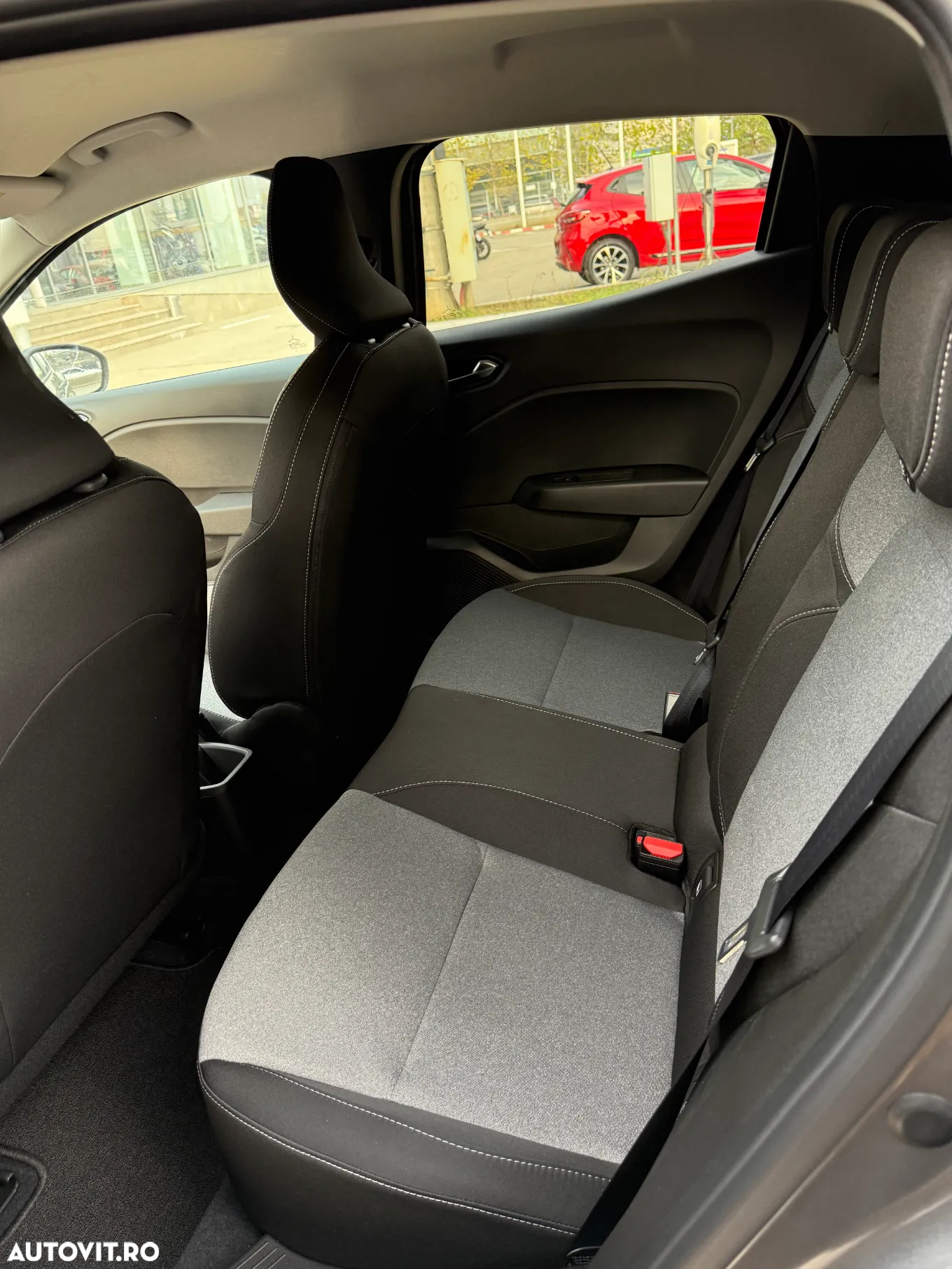 Mitsubishi Colt 1.0 L MPI-T Invite Style - 17