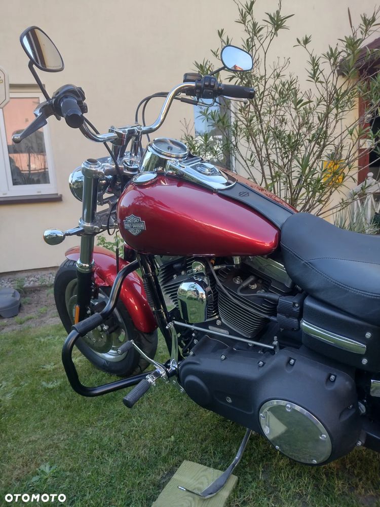 Harley-Davidson Dyna Fat Bob - 13