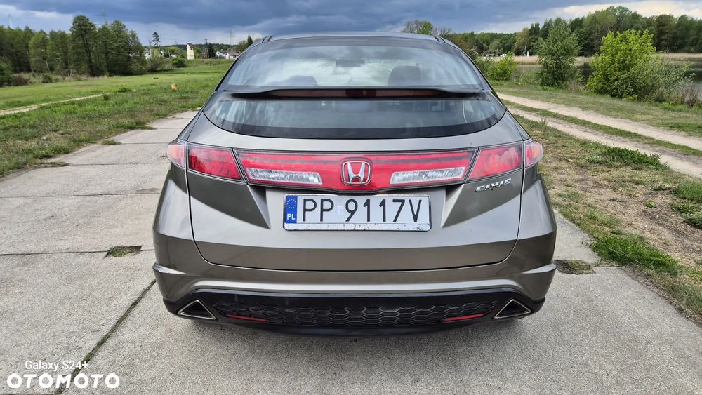 Honda Civic 1.8i-VTEC Comfort - 3
