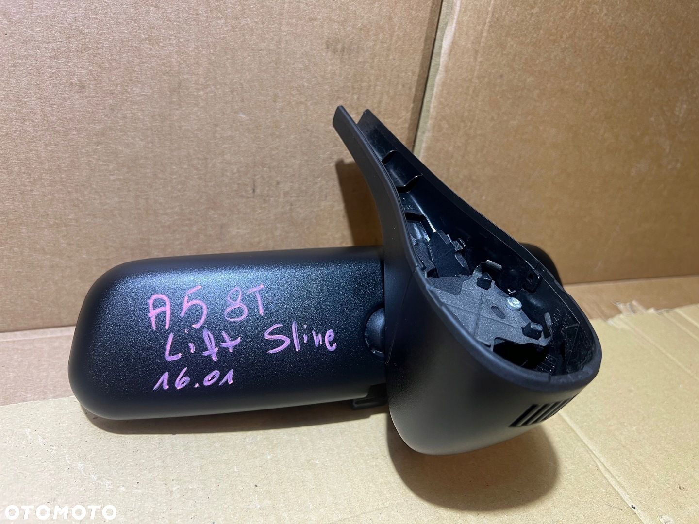 AUDI A5 8T LIFT SLINE LUSTERKO WSTECZNE S-LINE 8T0857511AA - 1
