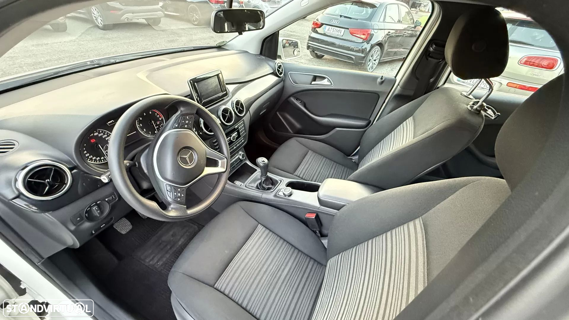 Mercedes-Benz B 180 Style - 6