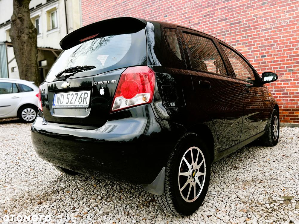 Chevrolet Aveo - 30