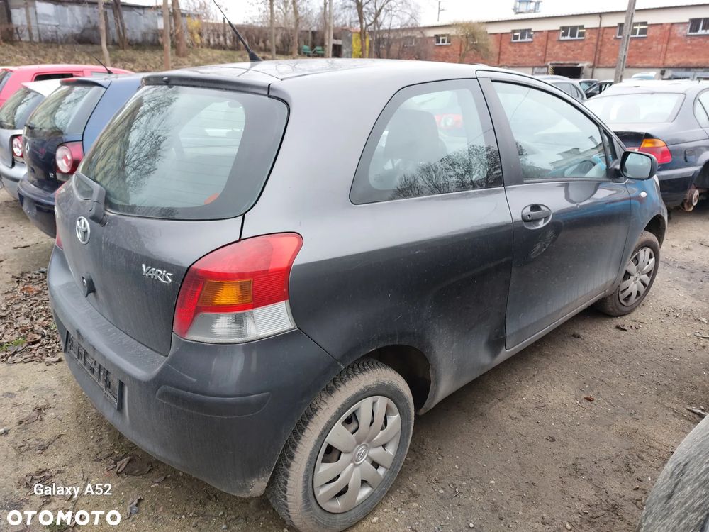 Zderzak TOYOTA YARIS 2 LIFT 1,0B 09R. maska,lampy,drzwi,klapa..... - 4