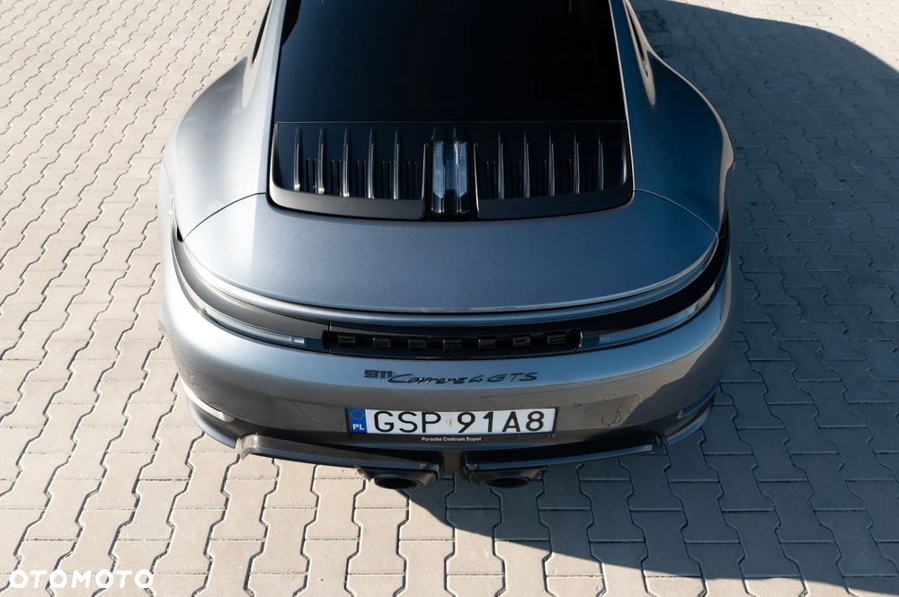 Porsche 911 Carrera T-Hybrid 4 GTS - 13