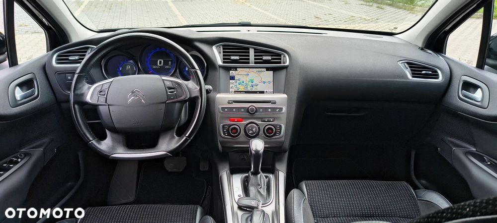 Citroën C4 1.2 PureTech Shine S&S EAT6 - 10