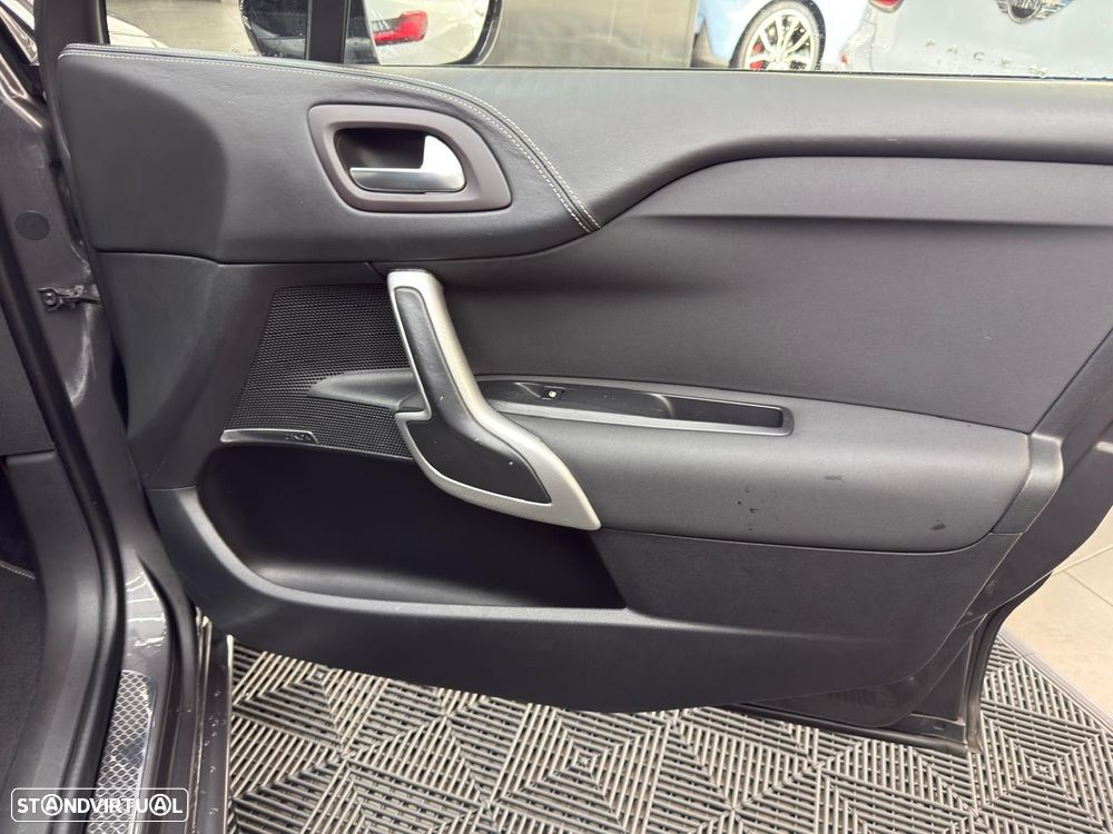 DS DS4 Crossback 2.0 BlueHDi Sport Chic EAT6 - 42