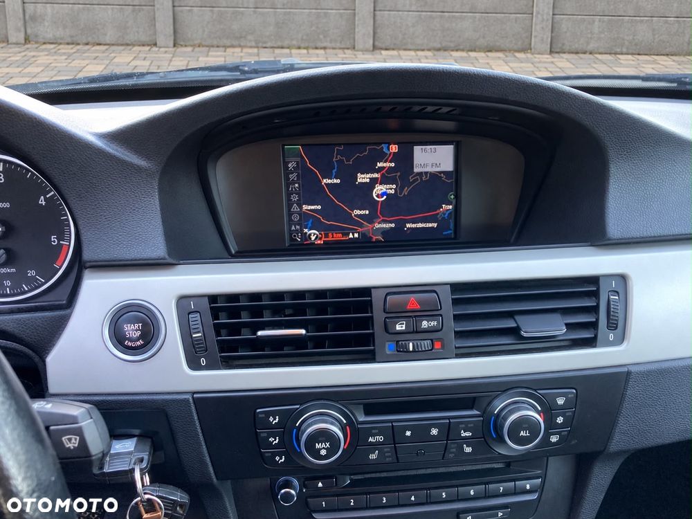BMW Seria 3 - 38
