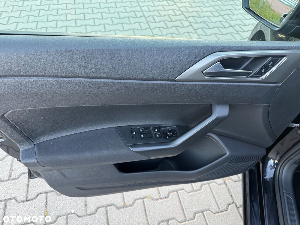 Volkswagen Polo - 27
