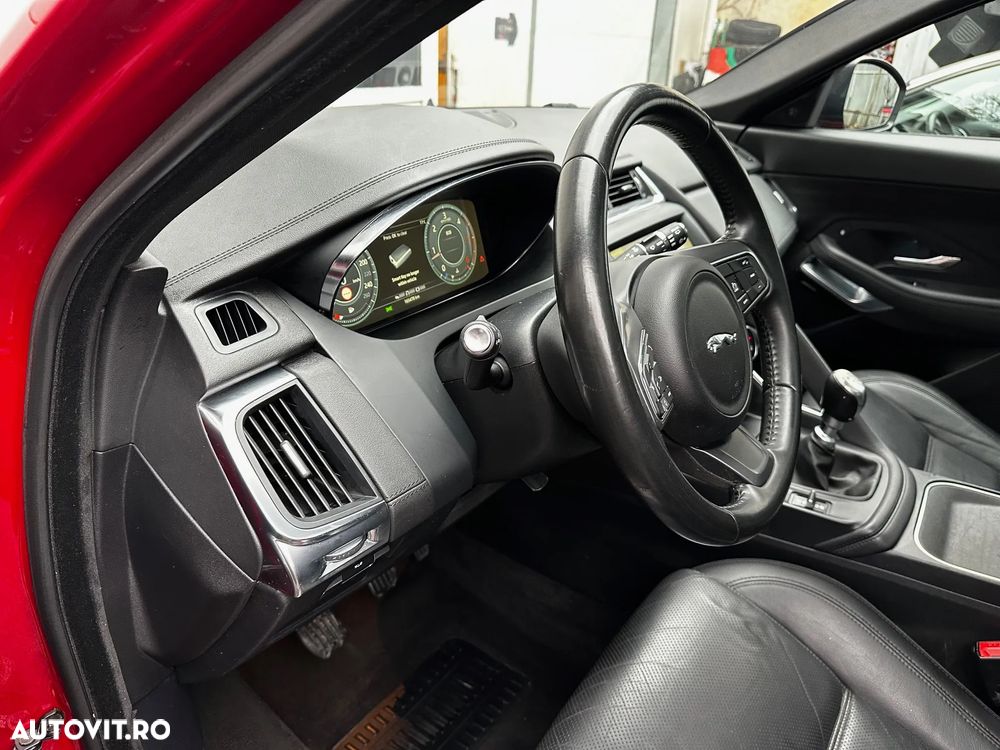 Jaguar E-Pace D150 R-Dynamic - 7