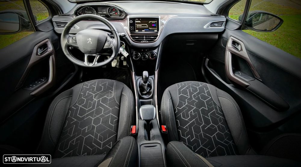 Peugeot 2008 1.2 PureTech Active - 15