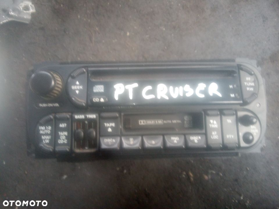 CHRYSLER PT Cruiser radio CD - 1