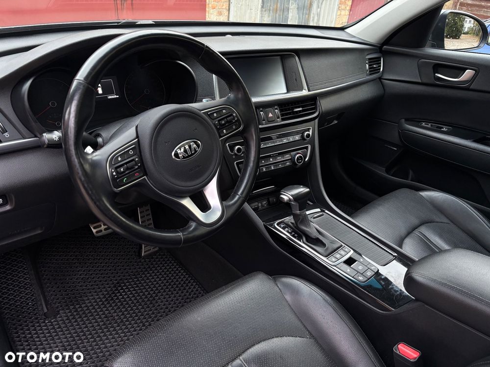 Kia Optima - 13