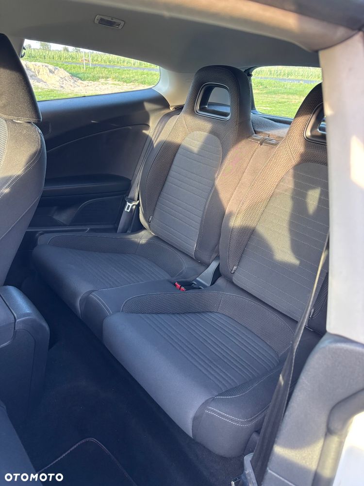 Volkswagen Scirocco 2.0 TDI - 9