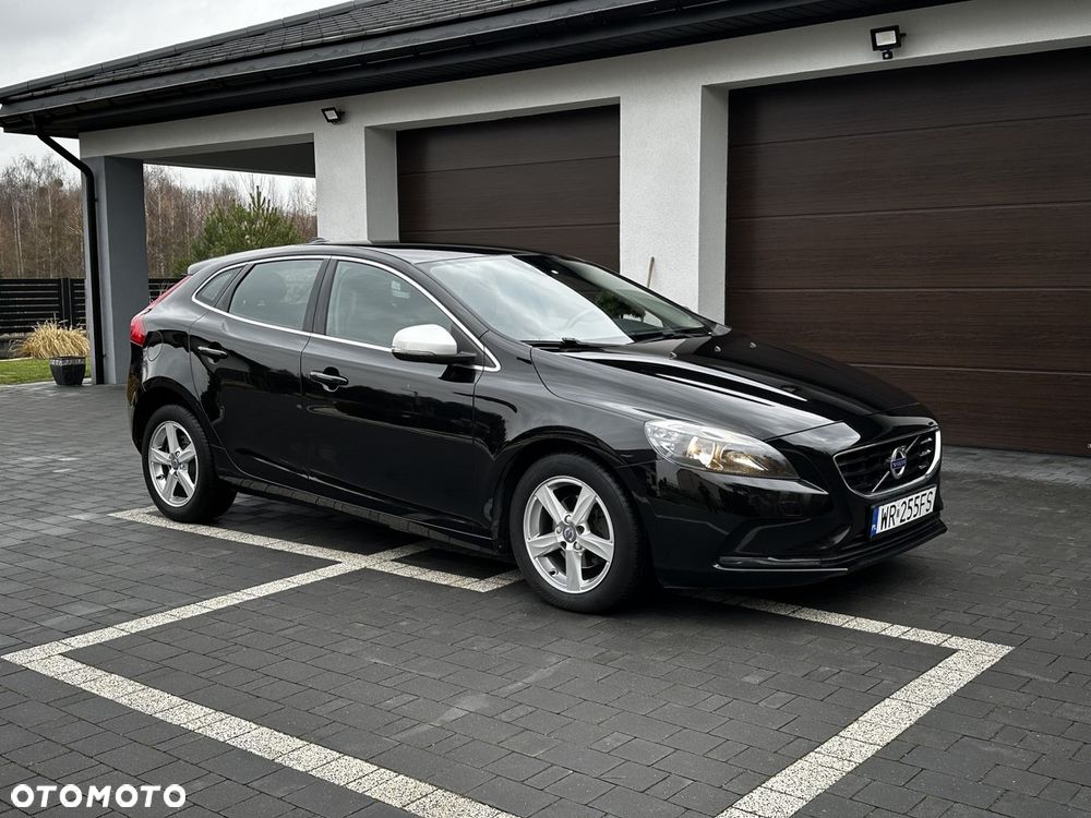 Volvo V40 D2 Drive-E Momentum - 10