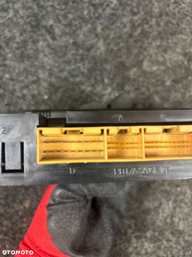 panel nawiewu klimatyzacji audi a3 8L 5HB007608-04 - 8
