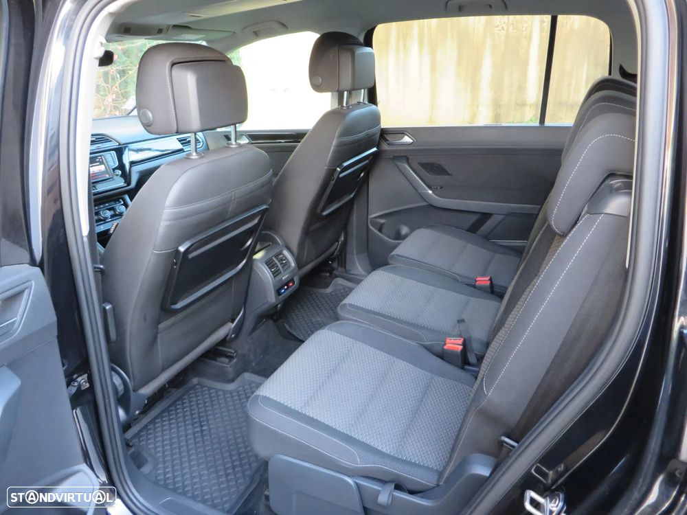 VW Touran 1.6 TDI Confortline DSG - 14