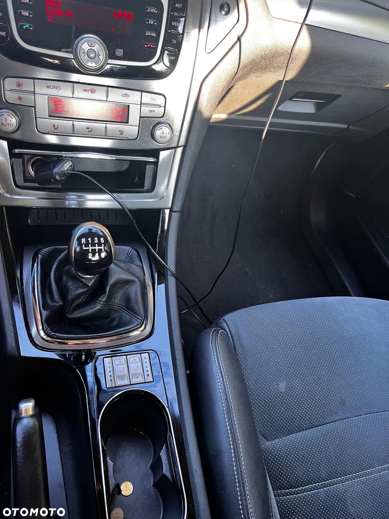 Ford Mondeo 2.0 TDCi Titanium - 27