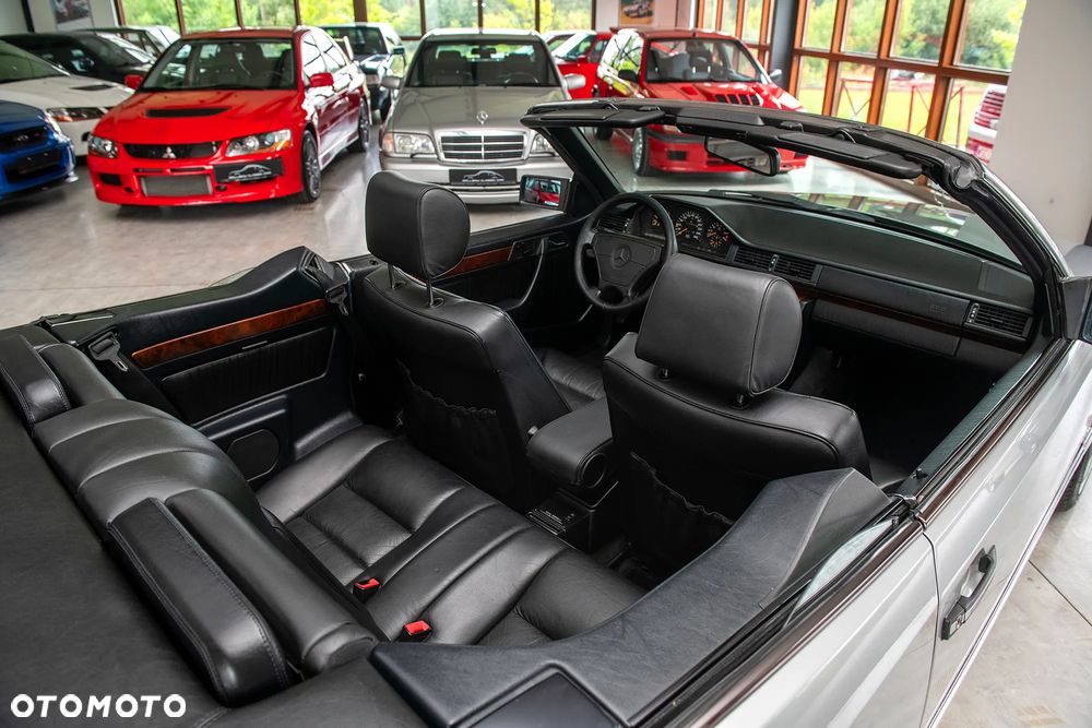 Mercedes-Benz Klasa E - 21