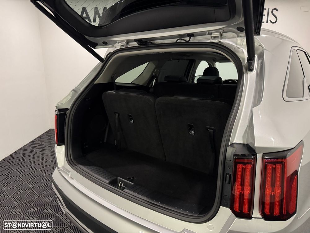 Kia Sorento 1.6 T-GDI HEV Concept - 56