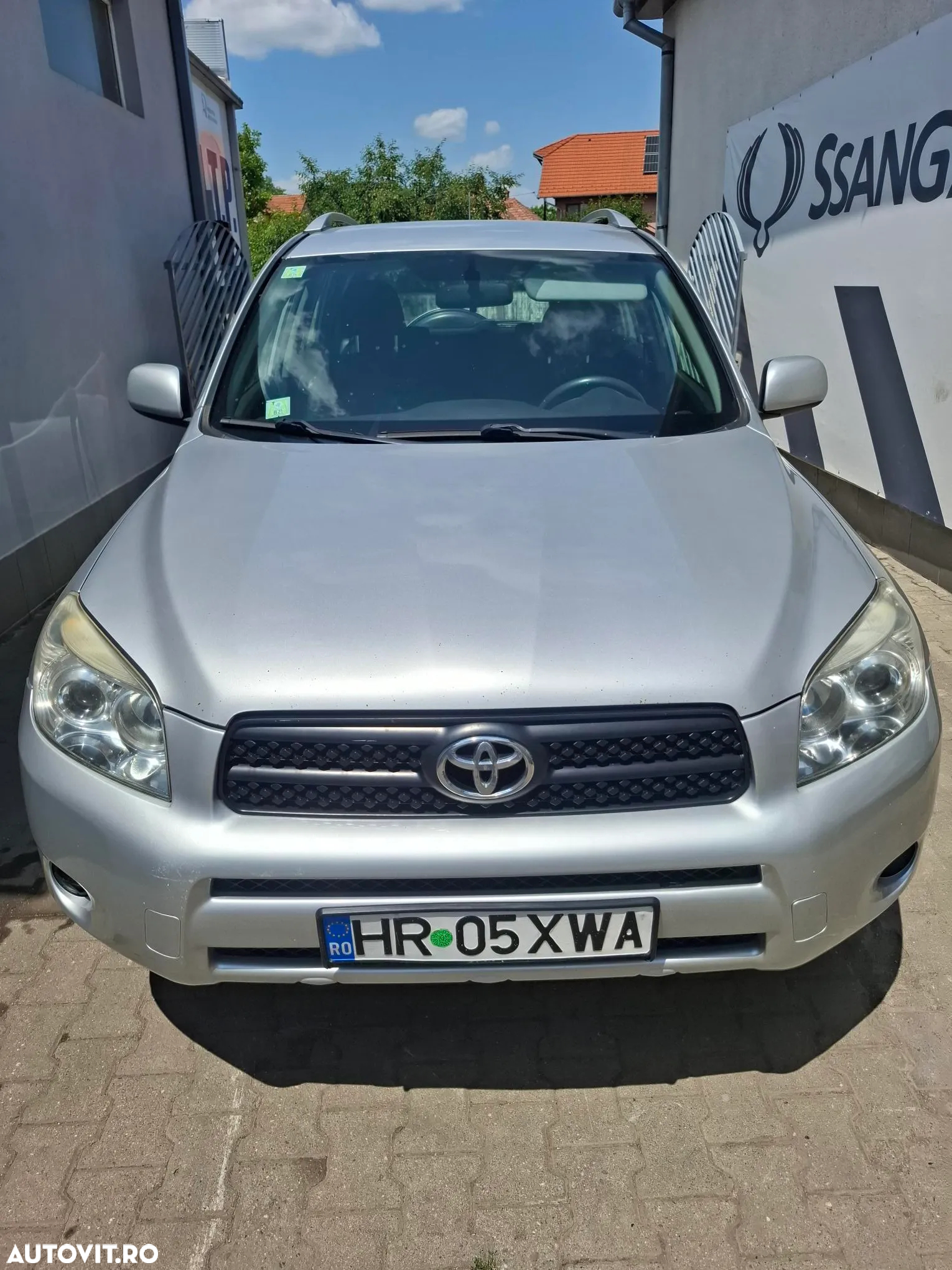 Toyota RAV4 2.2 D-4D Executive - 6
