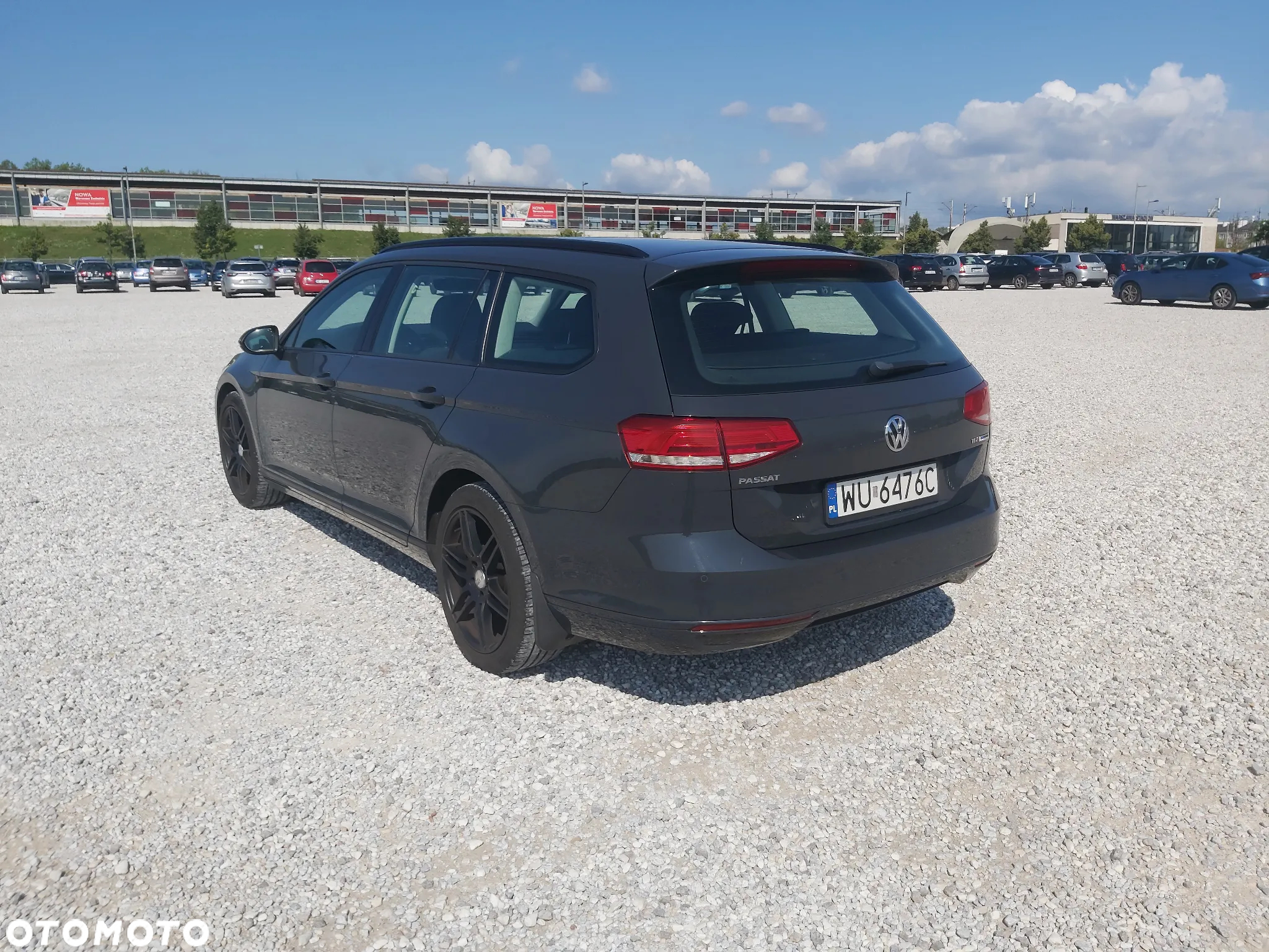 Volkswagen Passat 1.6 TDI BMT Trendline - 4