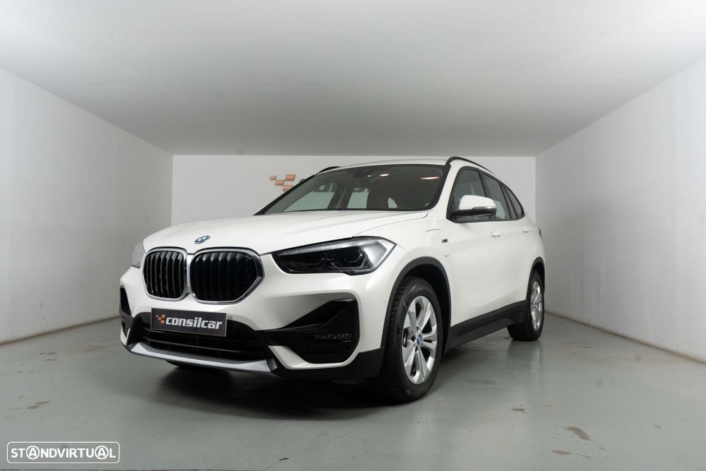 BMW X1 25 e xDrive Corporate Edition - 9